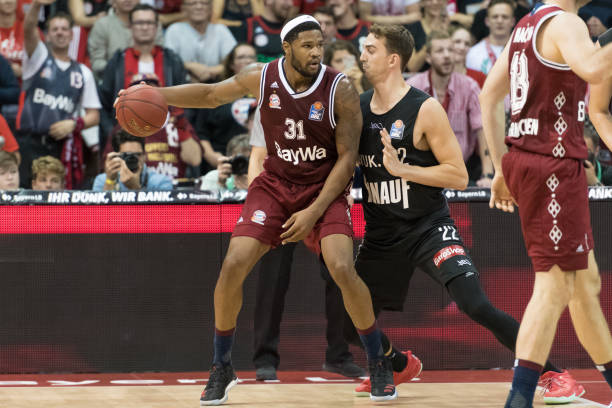 意球破门的 意球破门的